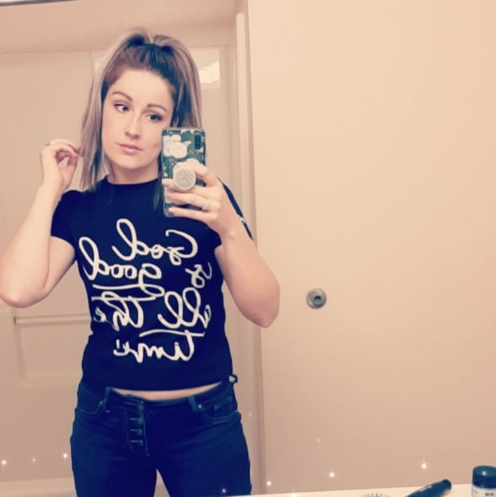 Meet your posher, Bailey!